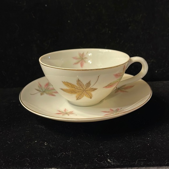 Royal Ming China Japan Maple Leaf Design Tea Cup & Saucer - Picture 1 of 10